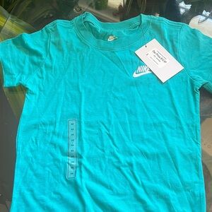Nike Kids Short Sleeve Tee in Turquoise